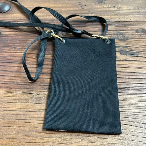 Danny K cell phone bag - Picture 2 of 3